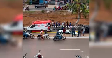 Imagem ilustrativa da notícia Vídeo: caminhonete freia bruscamente e provoca engavetamento